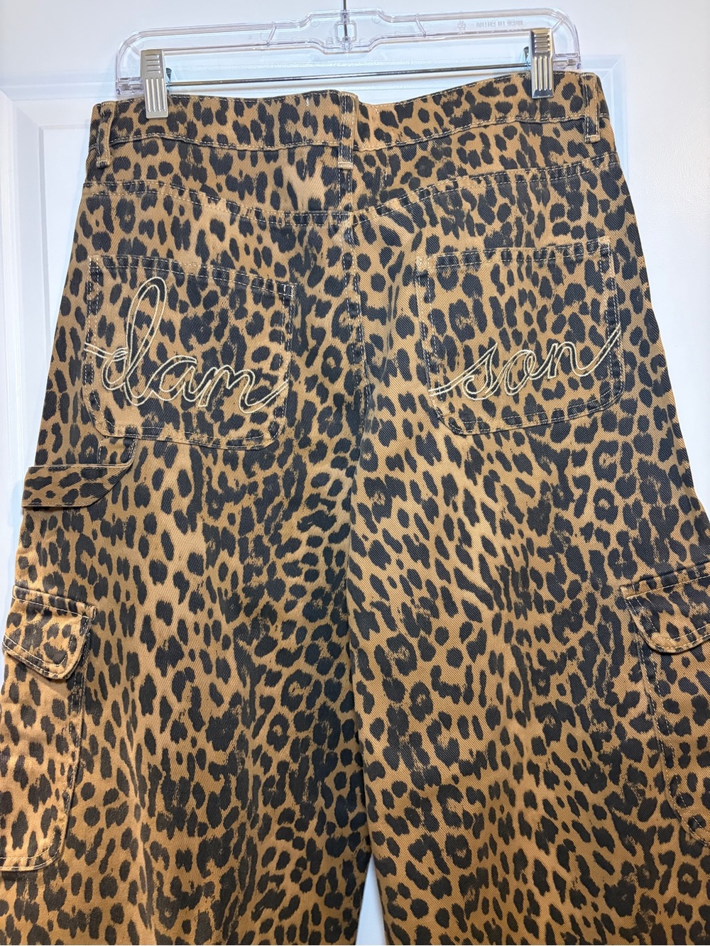 Damson Madder | Leopard Print Wide-Leg Cargo Jeans in Brown/Black NWT - Picture 5 of 9